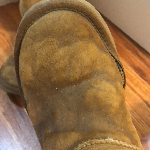 Ugg classic tall chestnut boots. Size 9. Sold as is please see all pictures. - Picture 4 of 8